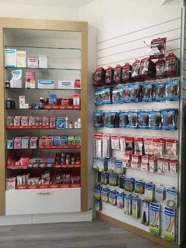 Shelves of supports, braces and first aid products